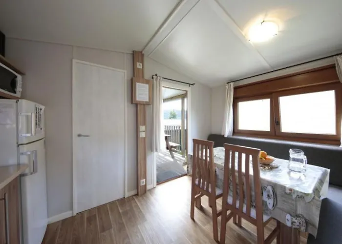 4 Pers Avec Terrasse En Espagne - Api-1-52-1788 *